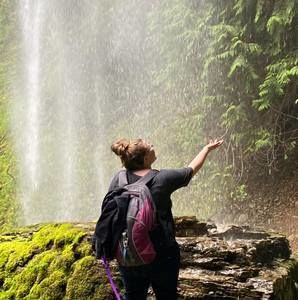 Meet your Posher, Crista